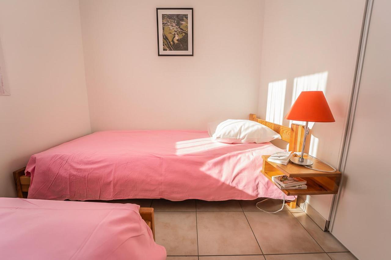 Les Chalets De La Vallee Du Bes Albaret-le-Comtal エクステリア 写真